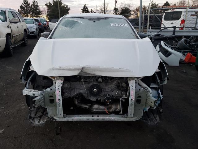 4S3GKAB65N3603872 - 2022 SUBARU IMPREZA WHITE photo 5