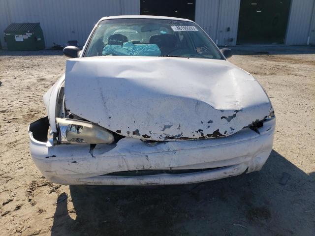 1Y1SK5287XZ421959 - 1999 CHEVROLET GEO PRIZM BASE WHITE photo 5