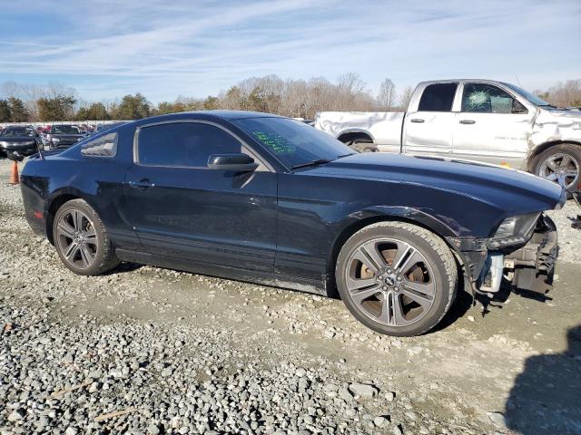 1ZVBP8AM1E5256353 - 2014 FORD MUSTANG BLACK photo 4