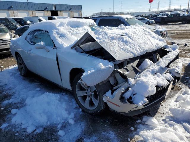 2C3CDZAG2JH262878 - 2018 DODGE CHALLENGER SXT WHITE photo 4