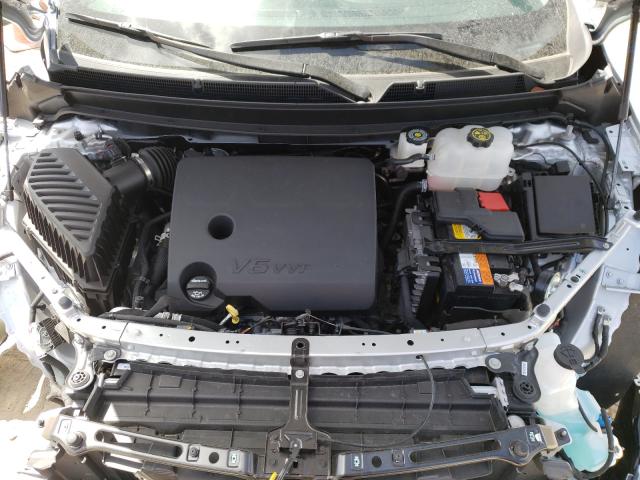 5GAERBKW6MJ115227 - 2021 BUICK ENCLAVE ESSENCE 银色 照片 7