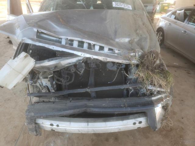 5TFUW5F18GX562002 - 2016 TOYOTA TUNDRA DOUBLE CAB SR/SR5 SILVER photo 11