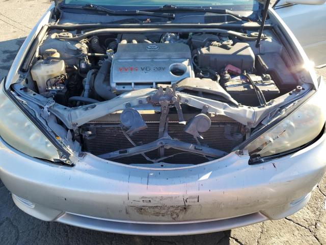 4T1BF30K85U595248 - 2005 TOYOTA CAMRY LE SILVER photo 11