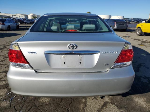 4T1BF30K85U595248 - 2005 TOYOTA CAMRY LE SILVER photo 6