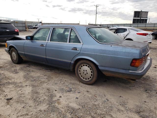 WDBCA35E4LA502796 - 1990 MERCEDES-BENZ 420 SEL BLUE photo 2