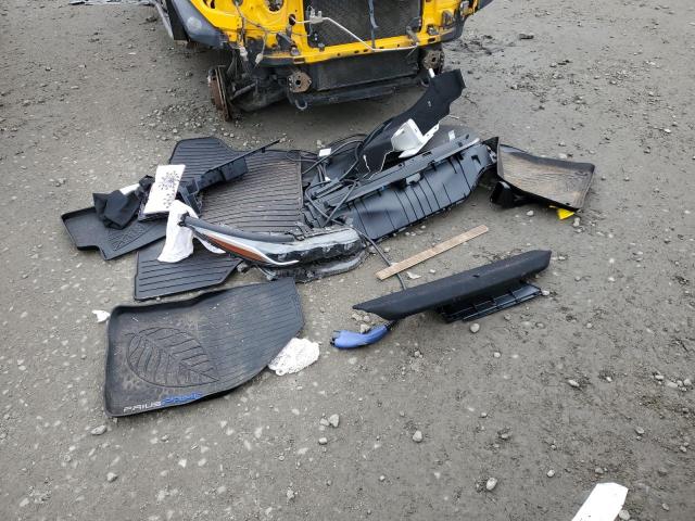 JTDKARFP4J3075122 - 2018 TOYOTA PRIUS PRIM 红色 照片 12