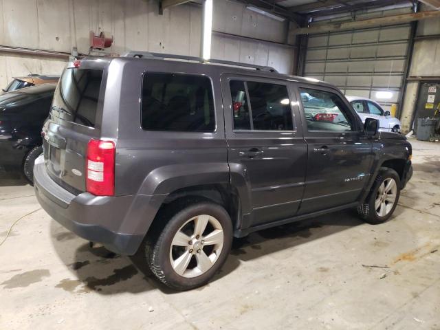 1C4NJRFBXFD202863 - 2015 JEEP PATRIOT LATITUDE GRAY photo 3