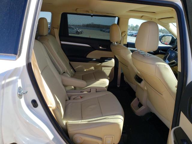 5TDKKRFH6GS122521 - 2016 TOYOTA HIGHLANDER XLE WHITE photo 11