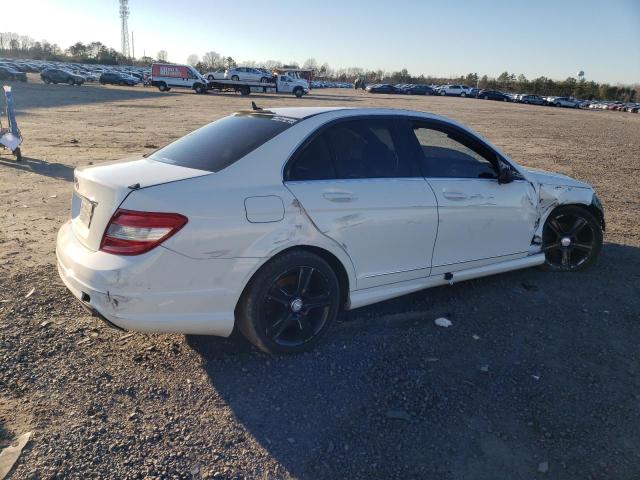 WDDGF5EB6BA452476 - 2011 MERCEDES-BENZ C 300 WHITE photo 3