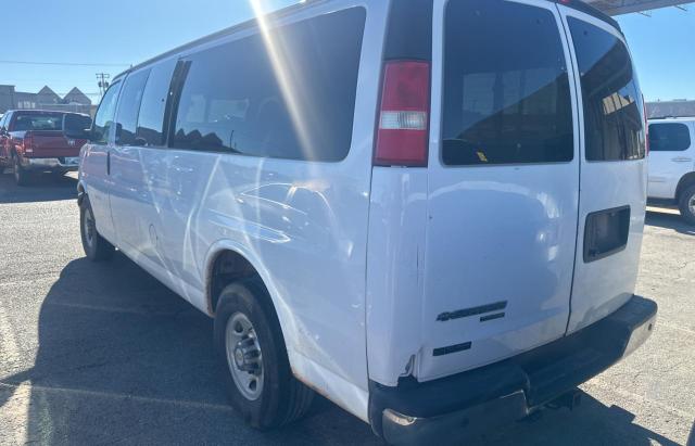 1GAZG1FG4F1144997 - 2015 CHEVROLET EXPRESS G3 LT WHITE photo 3