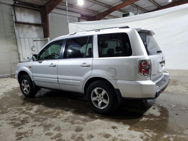 5FNYF18796B028625 - 2006 HONDA PILOT EX SILVER photo 2