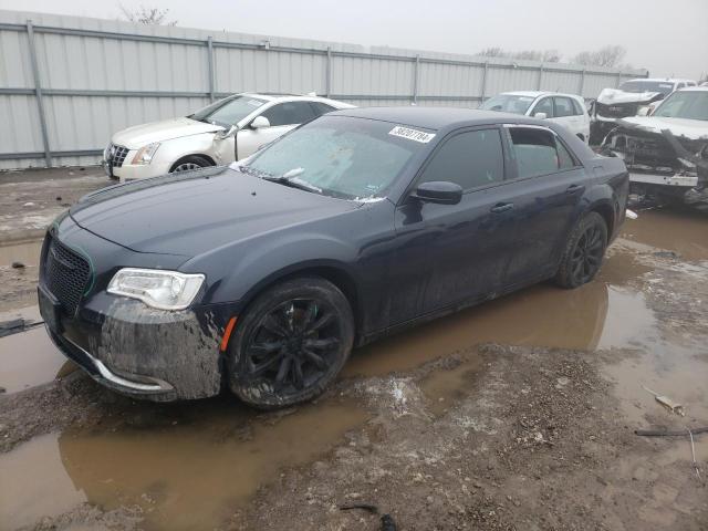 2016 CHRYSLER 300 LIMITED, 