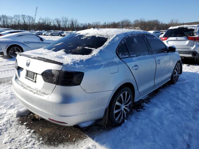 3VWDZ7AJ8BM390849 - 2011 VOLKSWAGEN JETTA SE SILVER photo 3