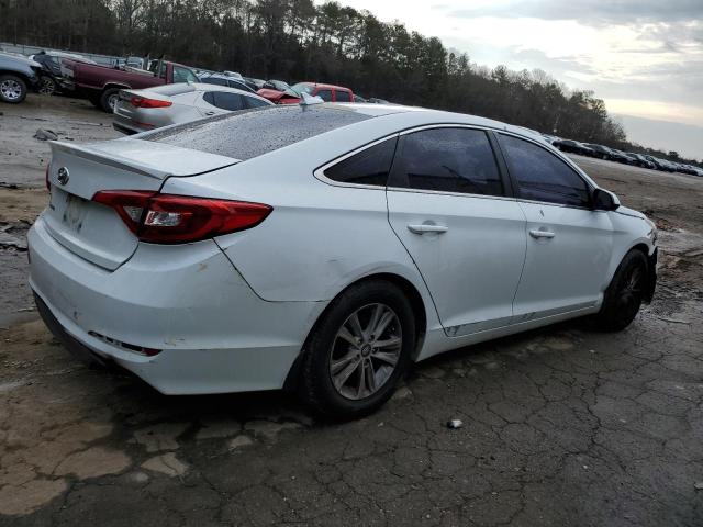 5NPE24AF5FH182560 - 2015 HYUNDAI SONATA SE WHITE photo 3