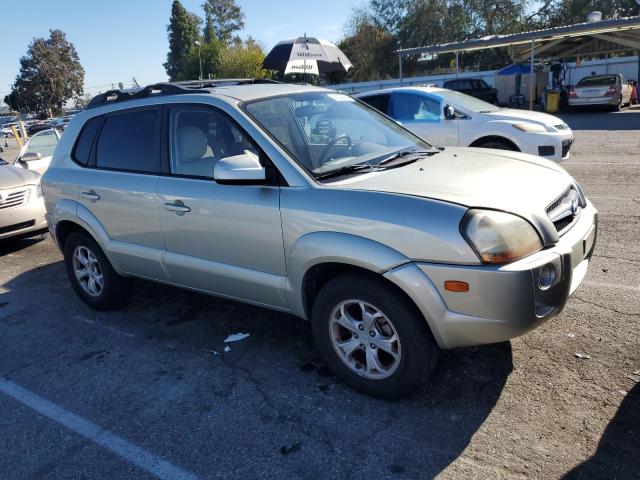 KM8JN12B29U980388 - 2009 HYUNDAI TUCSON SE GRAY photo 4