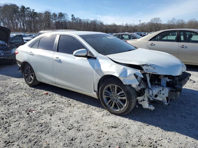 4T1BF1FK1GU215259 - 2016 TOYOTA CAMRY LE WHITE photo 4