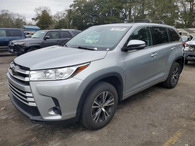 2017 TOYOTA HIGHLANDER LE, 