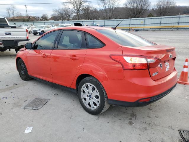 1FAHP3F2XCL231375 - 2012 FORD FOCUS SE RED photo 2