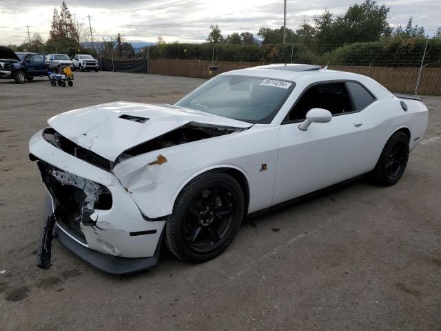 2C3CDZFJ9GH289122 - 2016 DODGE CHALLENGER R/T SCAT PACK WHITE photo 1