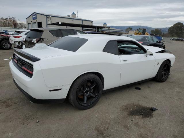 2C3CDZFJ9GH289122 - 2016 DODGE CHALLENGER R/T SCAT PACK WHITE photo 3