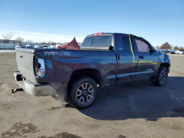 5TFUW5F15HX654010 - 2017 TOYOTA TUNDRA DOUBLE CAB SR/SR5 GRAY photo 3