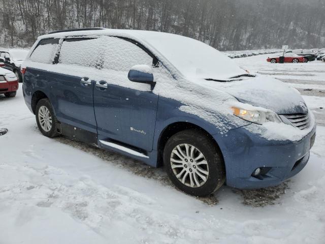 5TDYK3DC4FS626398 - 2015 TOYOTA SIENNA XLE BLUE photo 4