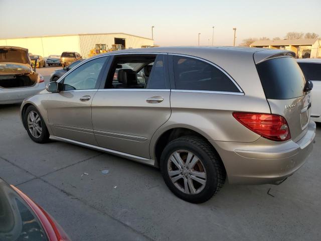 4JGCB75E46A028970 - 2006 MERCEDES-BENZ R 500 BEIGE photo 2