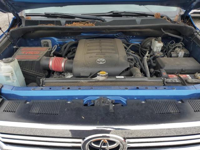 5TFDW5F1XGX562048 - 2016 TOYOTA TUNDRA CREWMAX SR5 BLUE photo 11