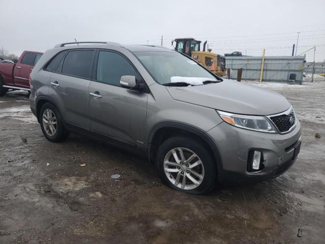 5XYKTCA66FG647543 - 2015 KIA SORENTO LX GRAY photo 4