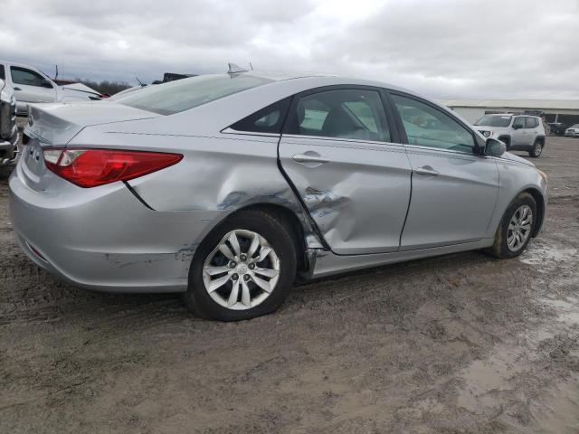 5NPEB4ACXCH322541 - 2012 HYUNDAI SONATA GLS SILVER photo 3