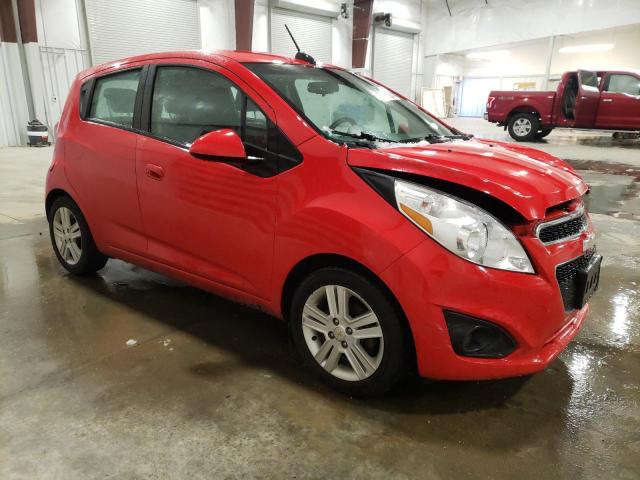 KL8CD6S9XFC736945 - 2015 CHEVROLET SPARK 1LT RED photo 4