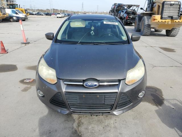 1FAHP3F22CL308398 - 2012 FORD FOCUS SE CHARCOAL photo 5