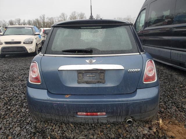 WMWSU3C53BT099658 - 2011 MINI COOPER BLUE photo 6