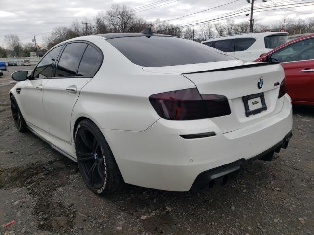 WBSFV9C53DC773839 - 2013 BMW M5 WHITE photo 2