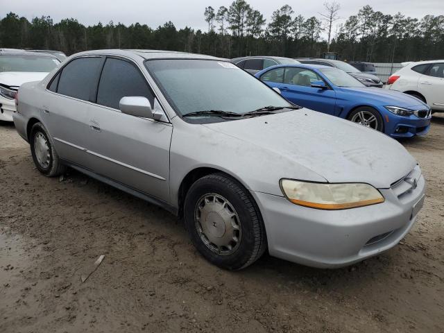 1HGCG56732A149107 - 2002 HONDA ACCORD SE GRAY photo 4