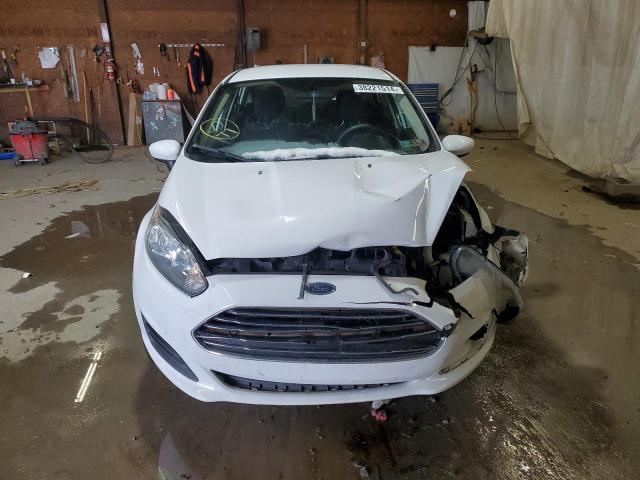 3FADP4AJ4JM134302 - 2018 FORD FIESTA S WHITE photo 5