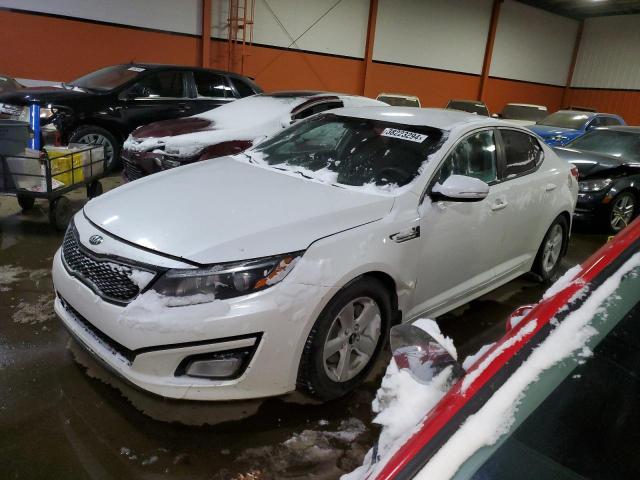 KNAGM4A76F5537938 - 2015 KIA OPTIMA LX WHITE photo 1