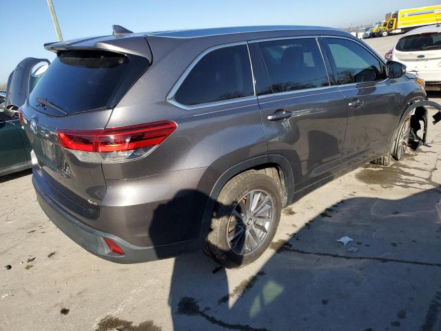 5TDKZRFH0HS217850 - 2017 TOYOTA HIGHLANDER SE GRAY photo 3