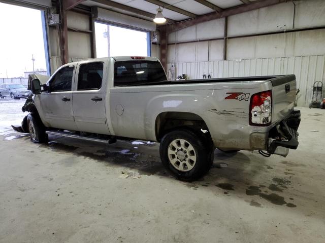 1GT120C82BF153284 - 2011 GMC SIERRA K2500 SLE SILVER photo 2