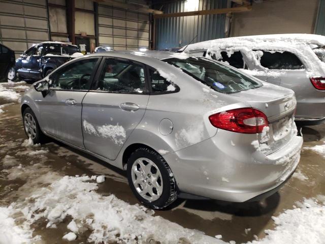 3FADP4BJ2DM214569 - 2013 FORD FIESTA SE SILVER photo 2