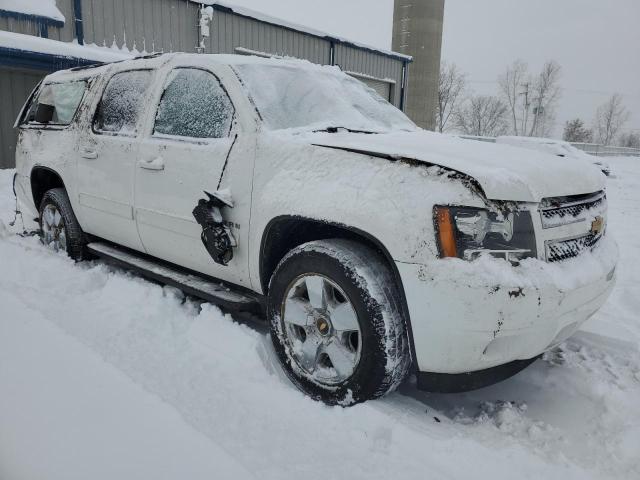 1GNSKJE74DR306237 - 2013 CHEVROLET SUBURBAN K1500 LT WHITE photo 4