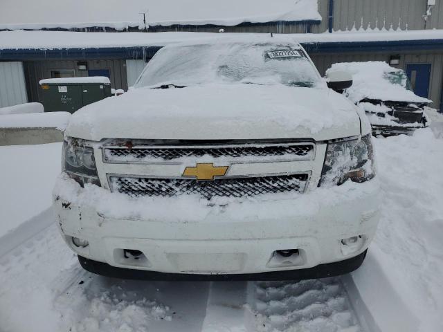 1GNSKJE74DR306237 - 2013 CHEVROLET SUBURBAN K1500 LT WHITE photo 5