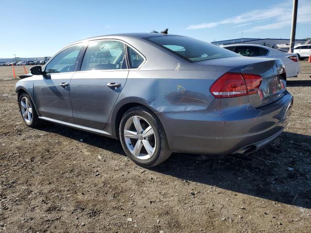 1VWBT7A32FC041591 - 2015 VOLKSWAGEN PASSAT SE GRAY photo 2