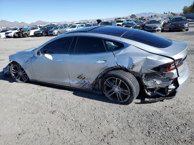 5YJSA1DP3DFP23089 - 2013 TESLA MODEL S ვერცხლისფერი ფოტო 2