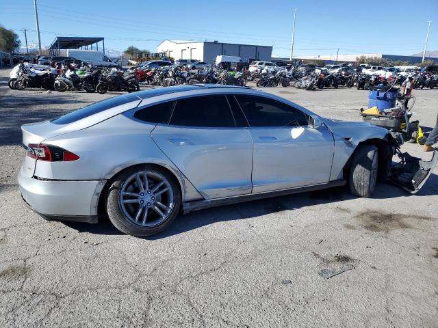 5YJSA1DP3DFP23089 - 2013 TESLA MODEL S ვერცხლისფერი ფოტო 3