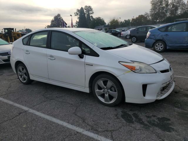 JTDKN3DU3D5580359 - 2013 TOYOTA PRIUS WHITE photo 4