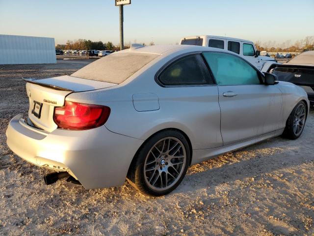 WBA2G1C31HV639015 - 2017 BMW M240I Серебристый фото 3