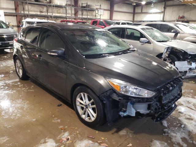 1FADP3K21HL331716 - 2017 FORD FOCUS SE GRAY photo 4