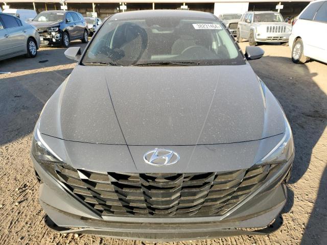 KMHLM4AG1PU586176 - 2023 HYUNDAI ELANTRA SEL GRAY photo 5