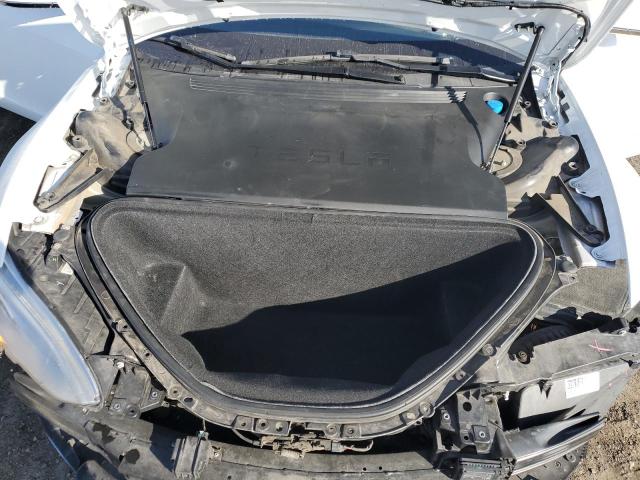 5YJSA1E29JF193745 - 2018 TESLA MODEL S თეთრი ფოტო 11